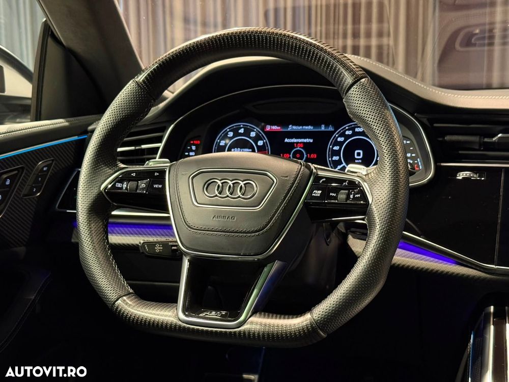 Audi RS Q8 - 24