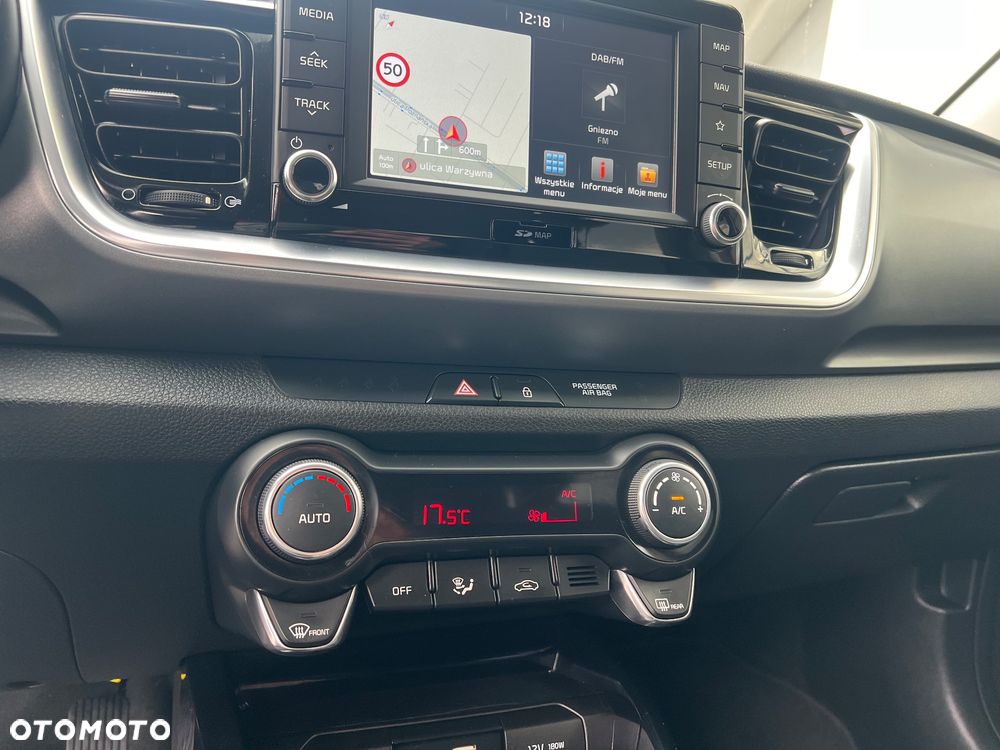Kia Stonic 1.0 T-GDI DCT OPF Platinum Edition - 12