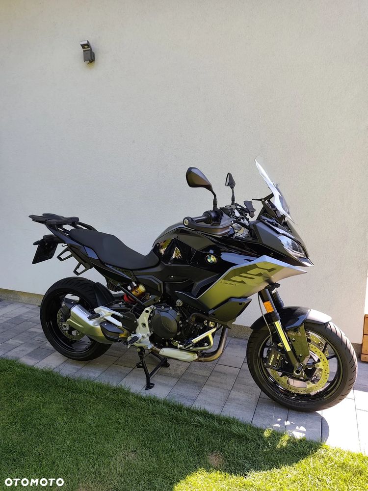BMW XR - 10