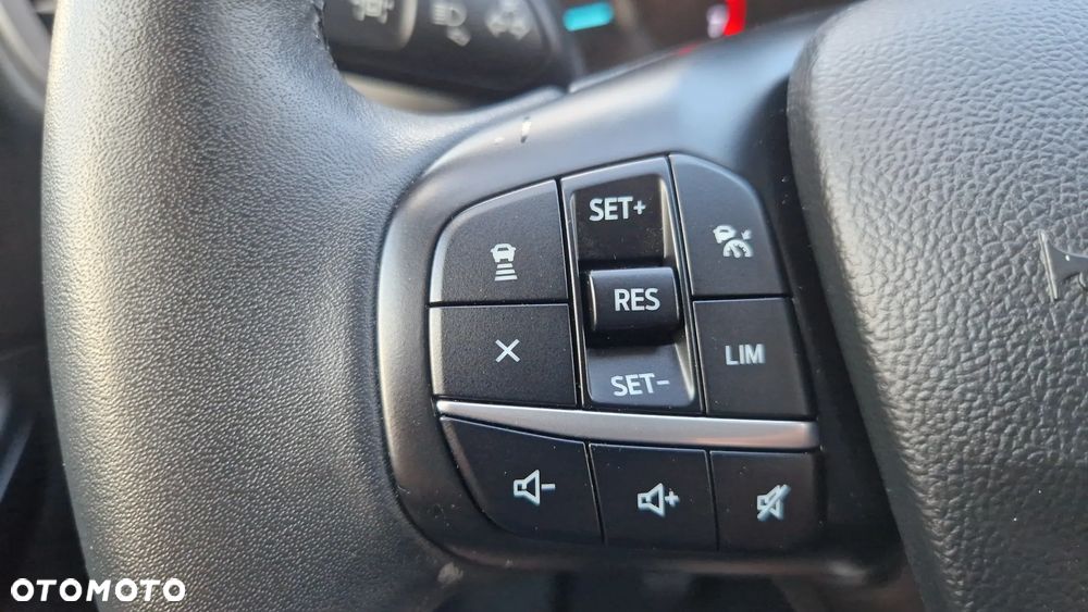 Ford Kuga 1.5 EcoBoost TITANIUM - 17