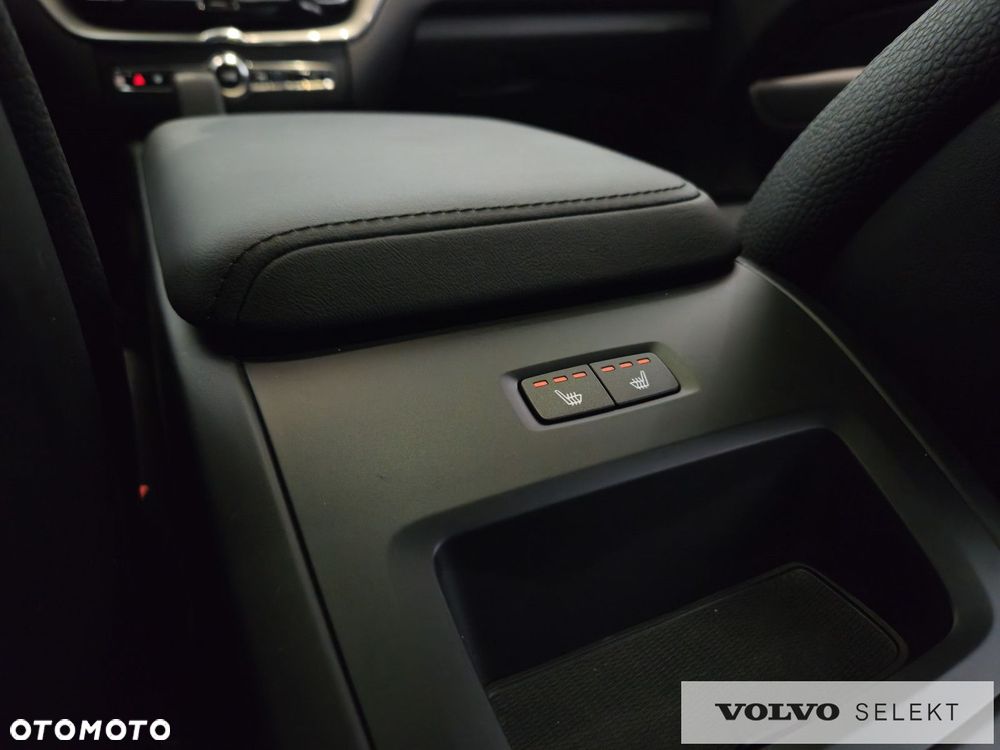Volvo XC 60 - 32