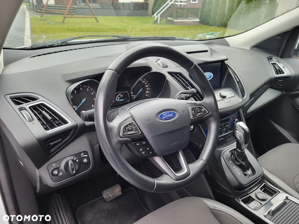 Ford Kuga 1.5 EcoBoost 2x4 Titanium - 9