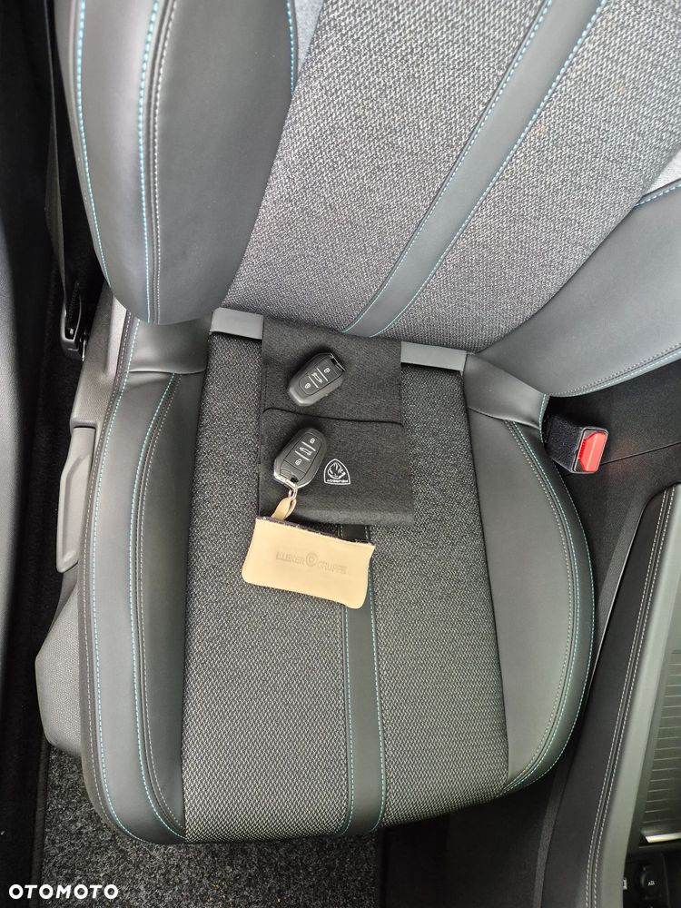 Peugeot 308 - 30