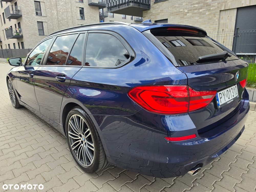 BMW Seria 5 530d Sport Line - 4