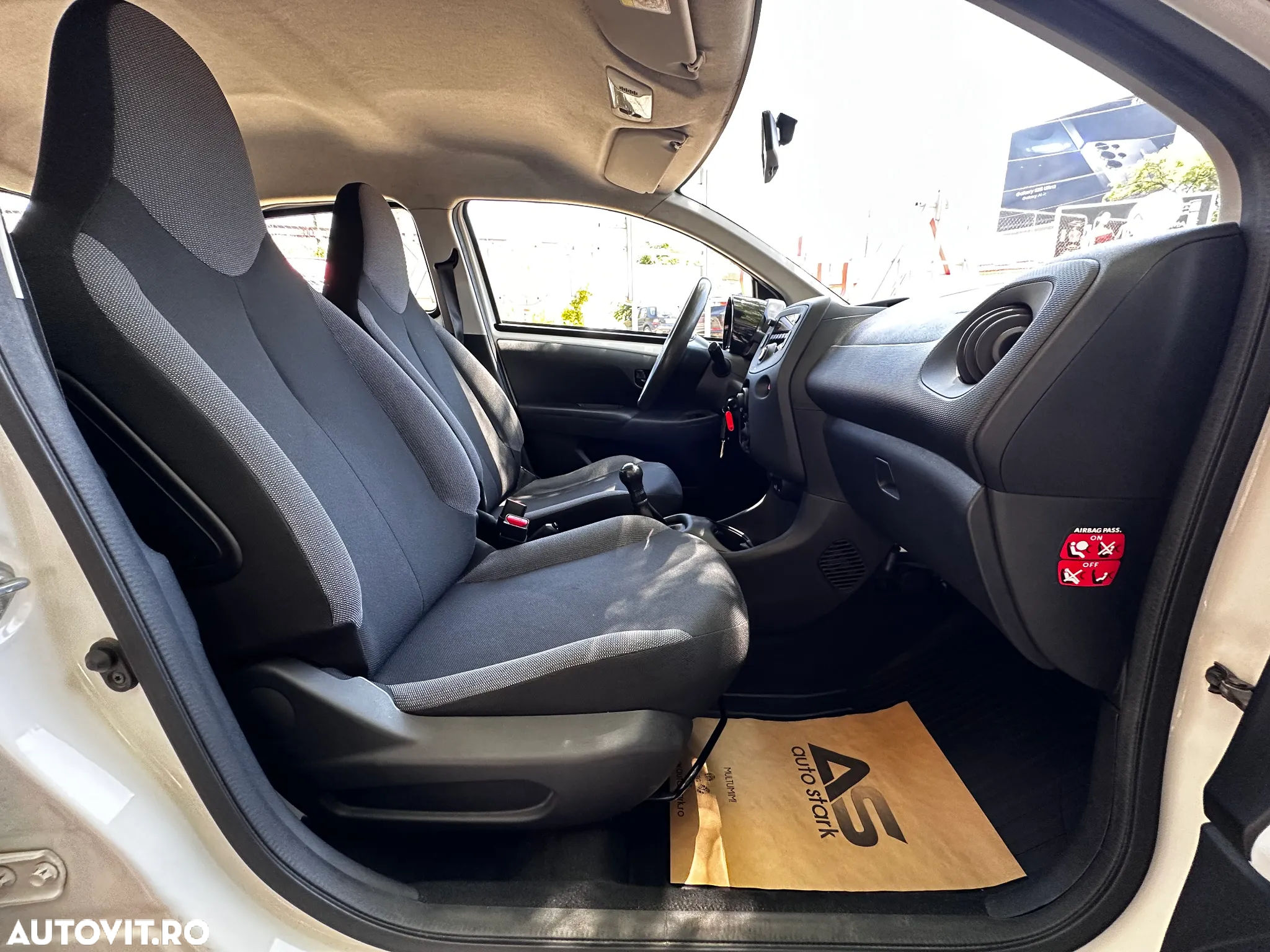 Toyota Aygo 1.0 VVY-I 5 usi X - 20