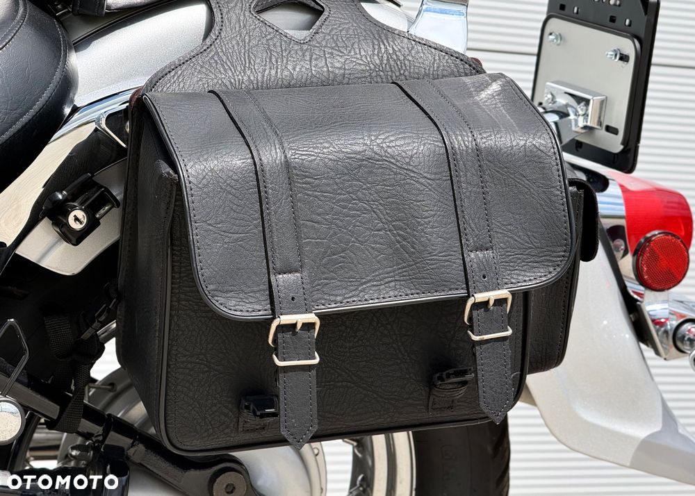 Suzuki VL 800 Volusia - Boulevard C50 - 22