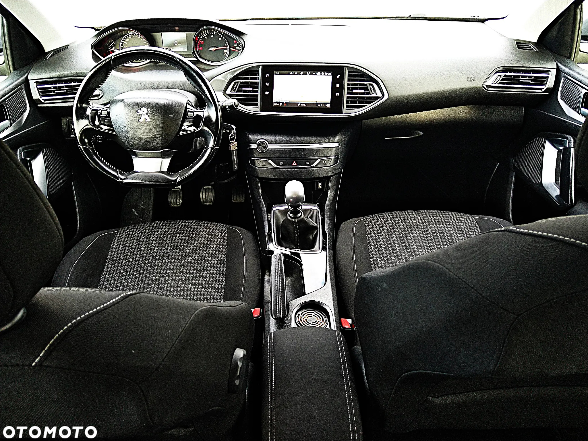 Peugeot 308 SW 1.6 BlueHDi Allure S&S - 20