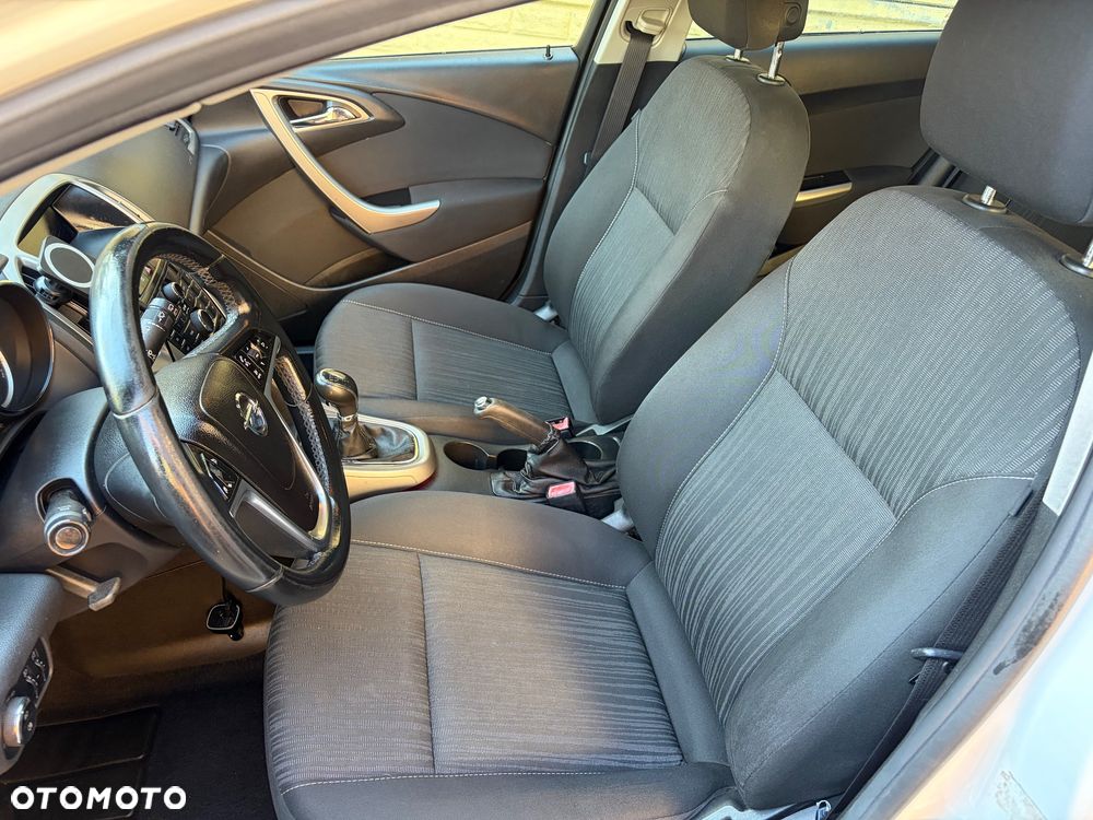 Opel Astra 1.6 Essentia - 15
