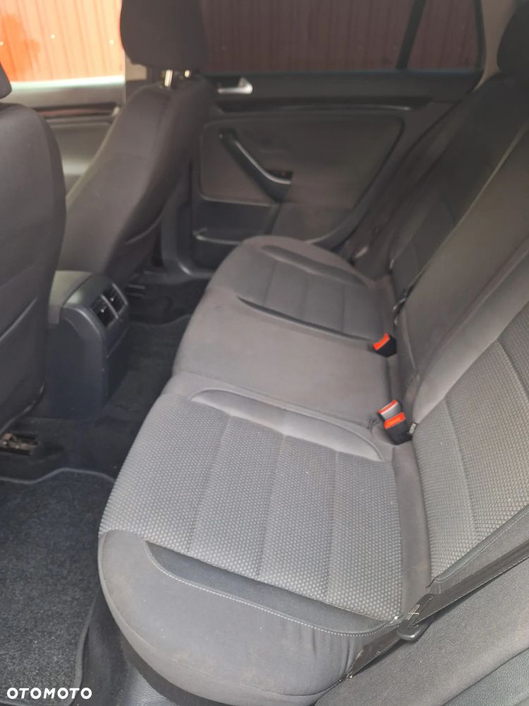 Volkswagen Golf - 9