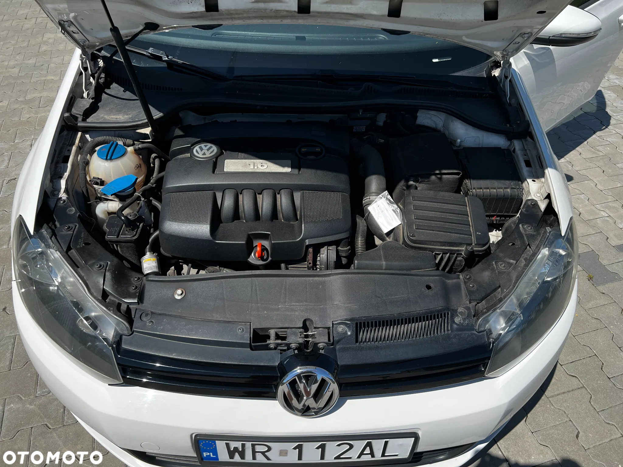 Volkswagen Golf 1.6 DSG Comfortline - 14