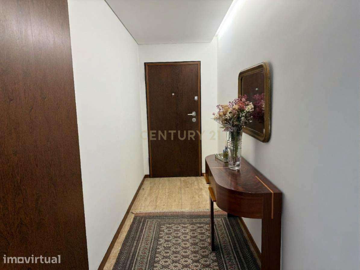 Apartamento T3 no Condomínio Padrão Parque, Padrão da Légua - Grande imagem: 3/22