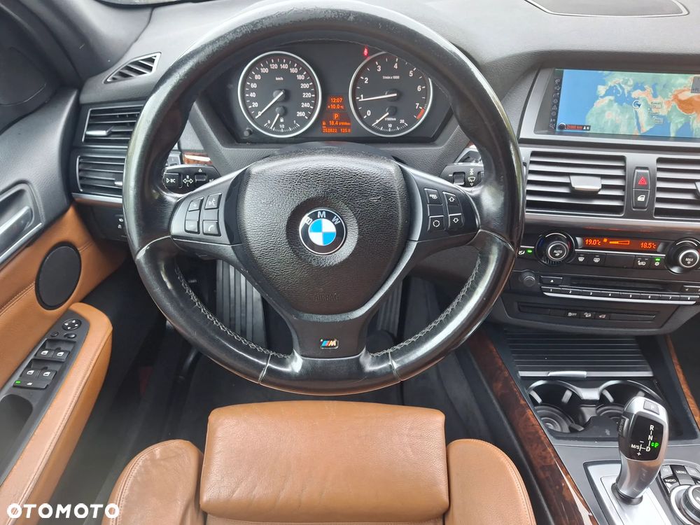 BMW X5 xDrive30i - 31