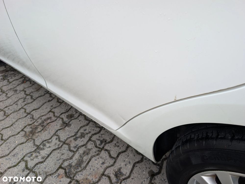 Alfa Romeo Giulietta 2011 photo 5