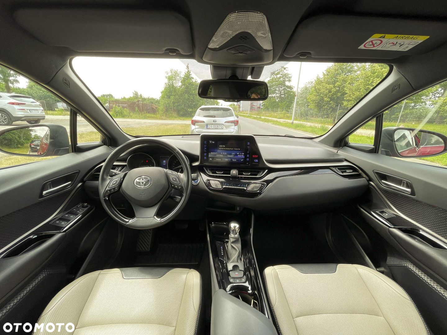 Toyota C-HR - 14