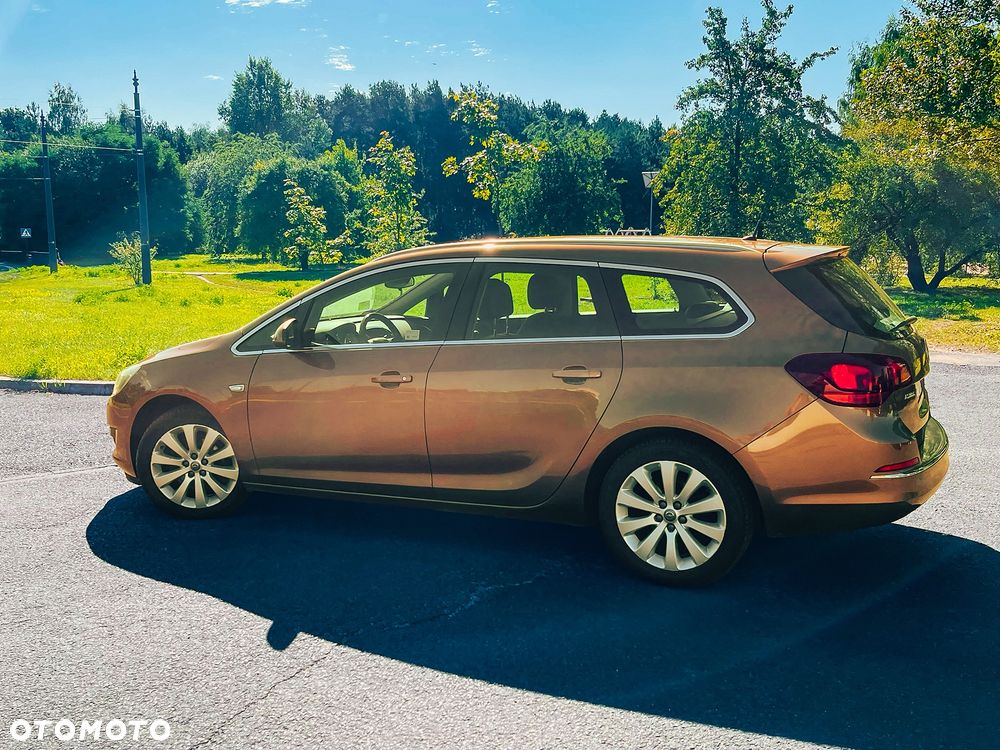 Opel Astra 1.6 Cosmo EU6 - 4