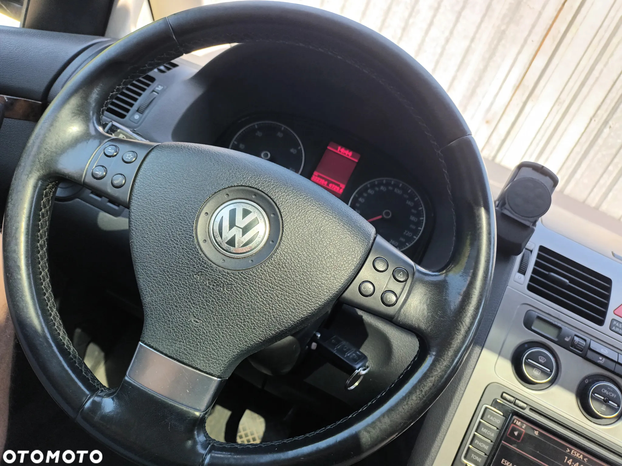 Volkswagen Touran 2.0 TDI DPF Highline DSG - 7