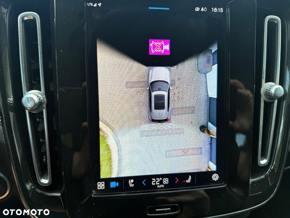 Volvo XC 40 B3 Plus Dark - 35