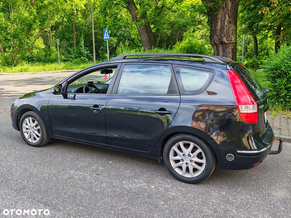 Hyundai i30 2.0 Premium - 5