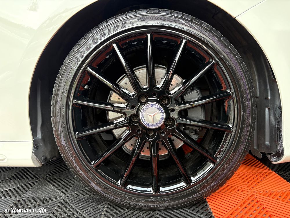 Mercedes-Benz A 200 CDI AMG Line - 4