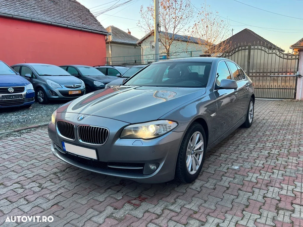 BMW Seria 5 520d Sport-Aut.