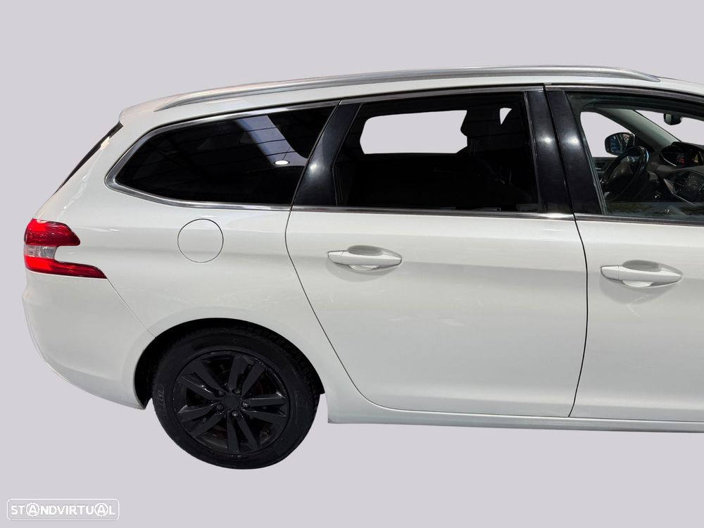 Peugeot 308 SW - 7
