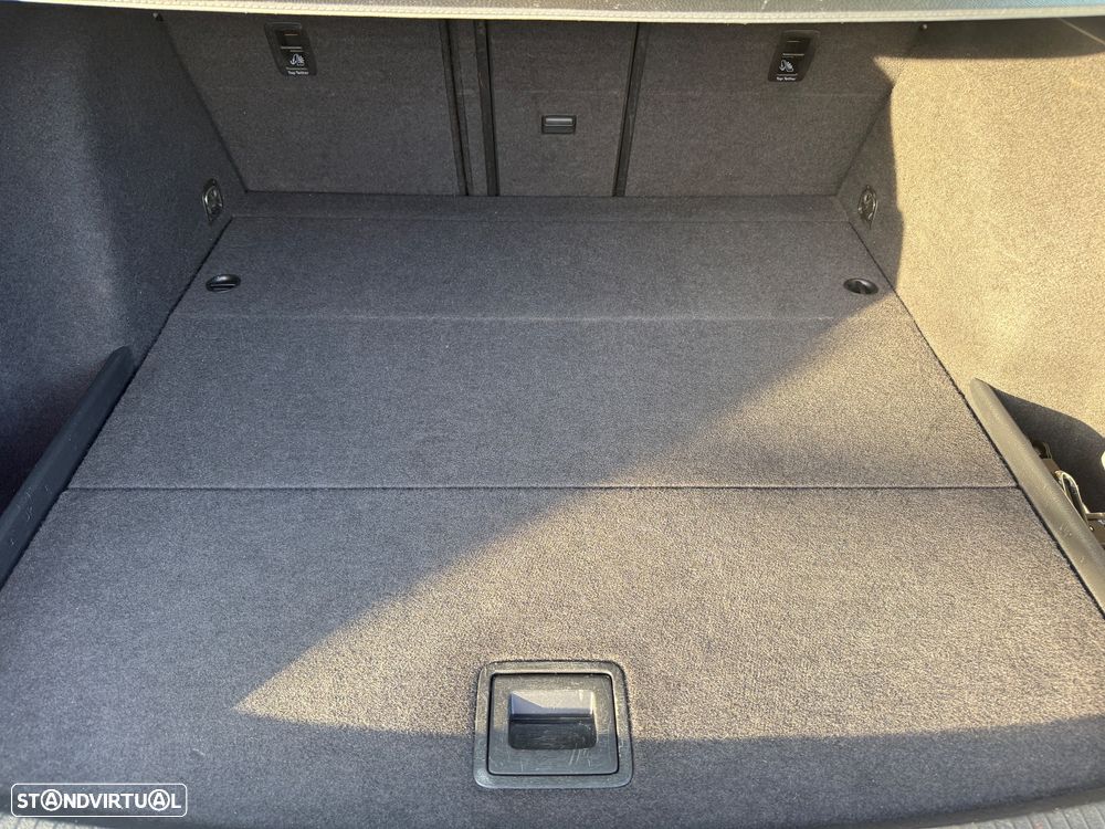 VW Golf Variant 1.6 TDi BlueMotion Trendline - 24