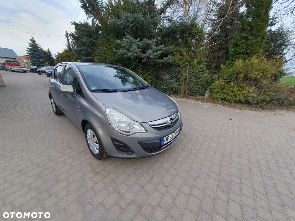 Opel Corsa 1.4 16V 150 Jahre - 2
