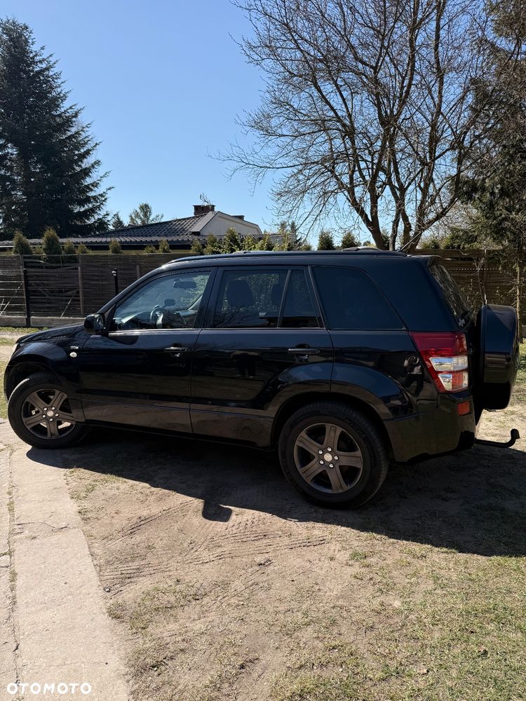 Suzuki Grand Vitara 1.9 DDiS - 3