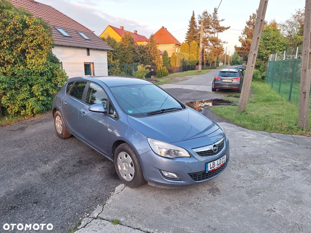 Opel Astra 1.4 Turbo - 2