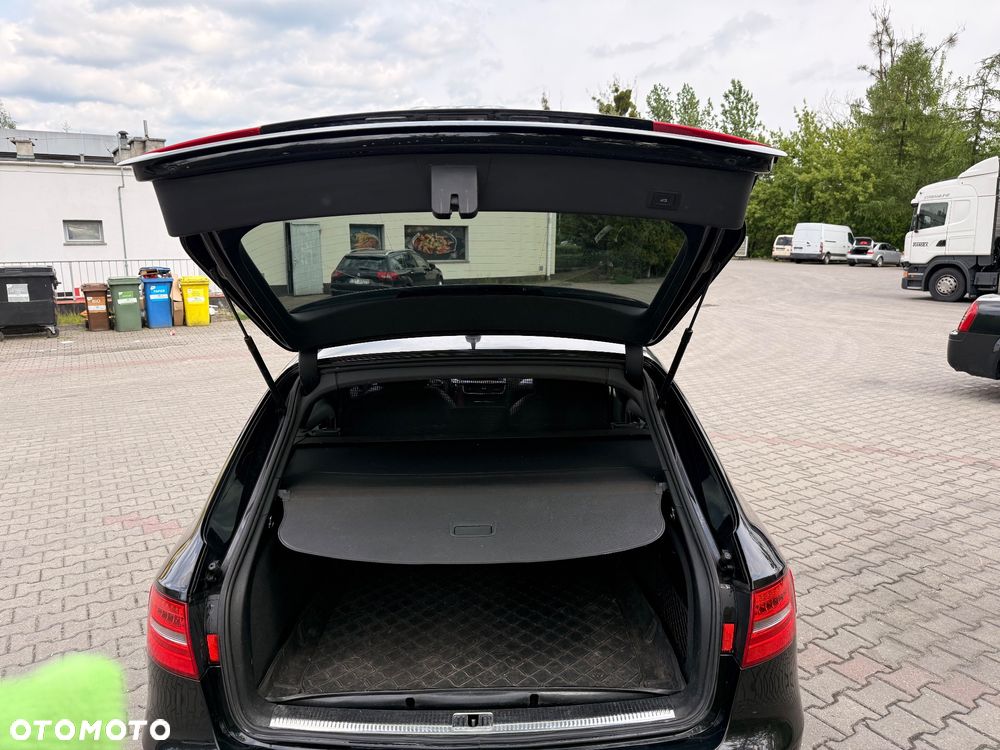 Audi A4 Avant 3.0 TDI DPF multitronic S line Sportpaket - 20