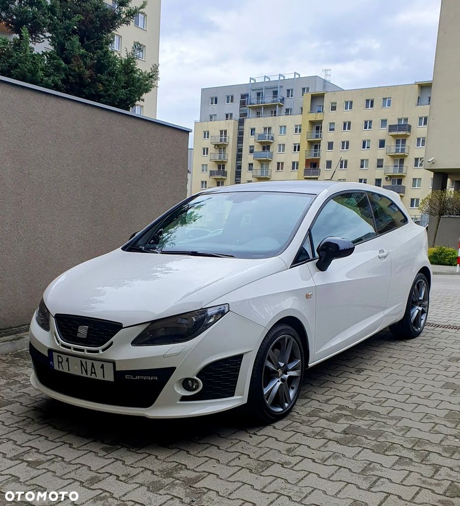 Seat Ibiza SC 1.4 TSI Cupra DSG - 2