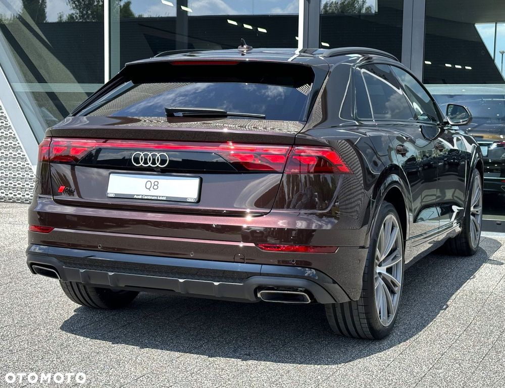 Audi Q8 - 8