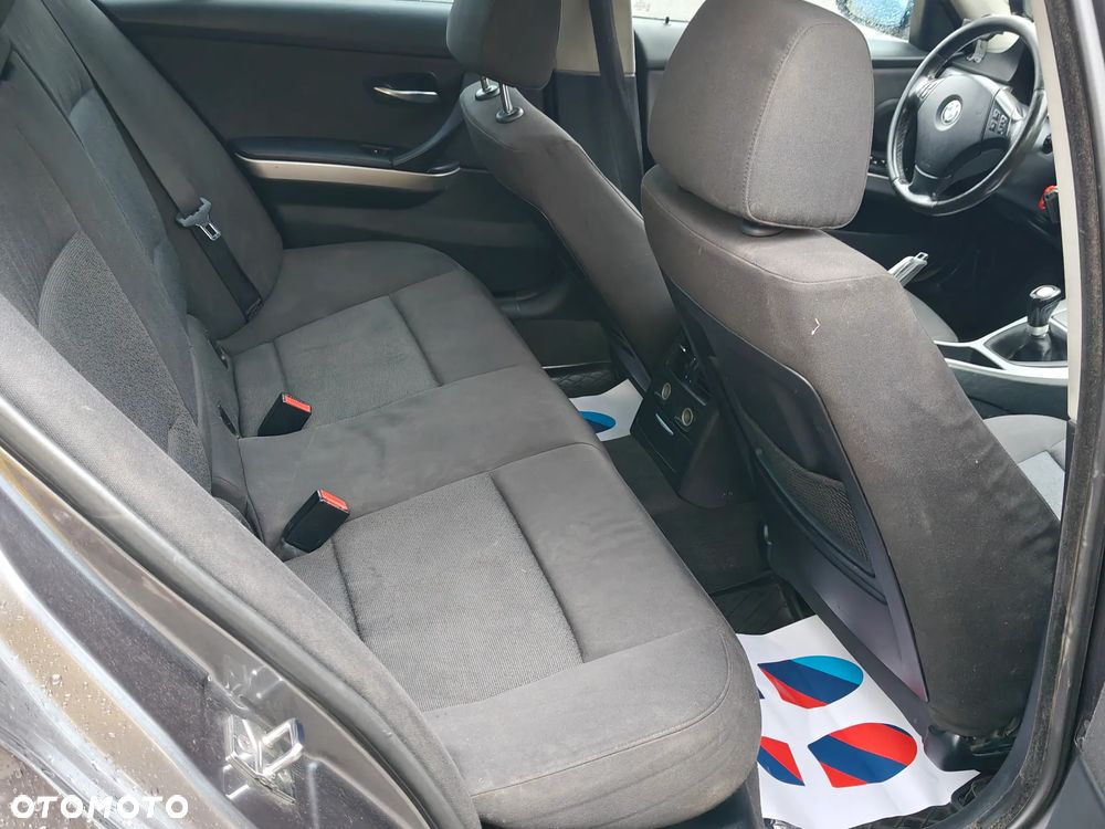 BMW Seria 3 320d DPF - 8