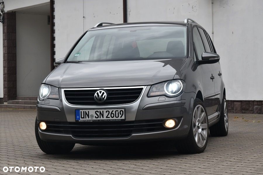 Volkswagen Touran 2.0 TDI DPF BlueMotion Technology Comfortline - 1