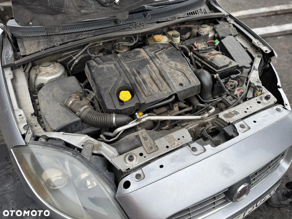 Fiat Croma 2008 poj. 1.9 JTD 120 KM - samochód cały na części - 17