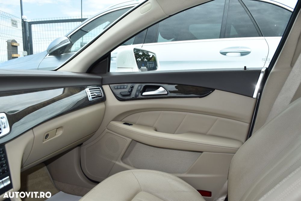 Mercedes-Benz CLS - 13
