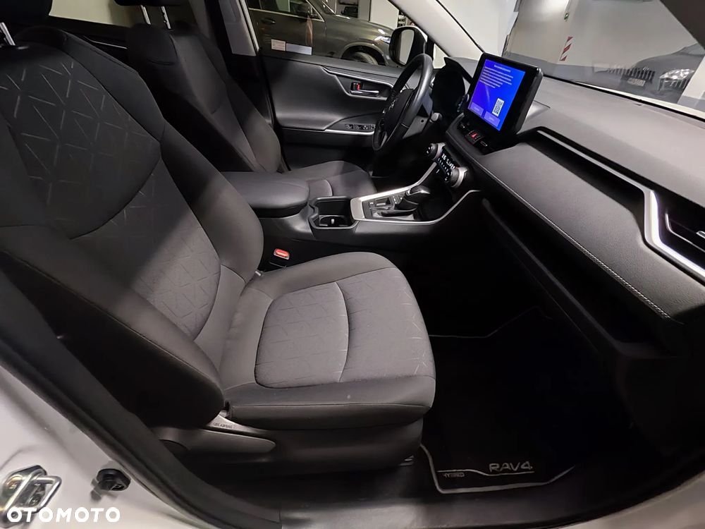 Toyota RAV4 - 14