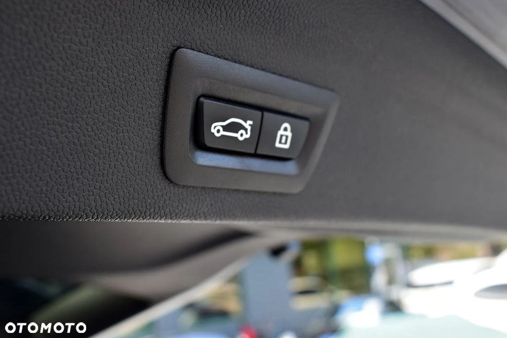 MINI John Cooper Works - 17