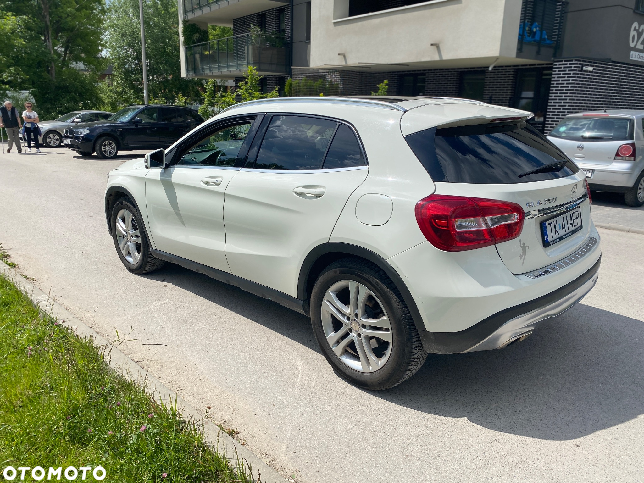 Mercedes-Benz GLA 250 4Matic 7G-DCT - 8