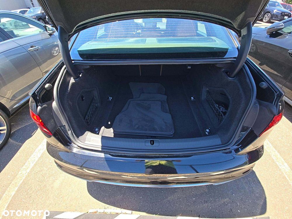 Audi A4 Limousine 45 TFSI quattro S tronic S line - 11