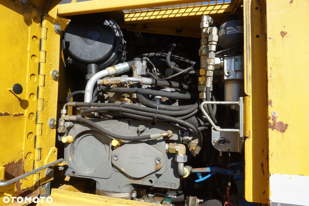Liebherr A900C ZW Koparka dwudrożna Kolejowa - 24