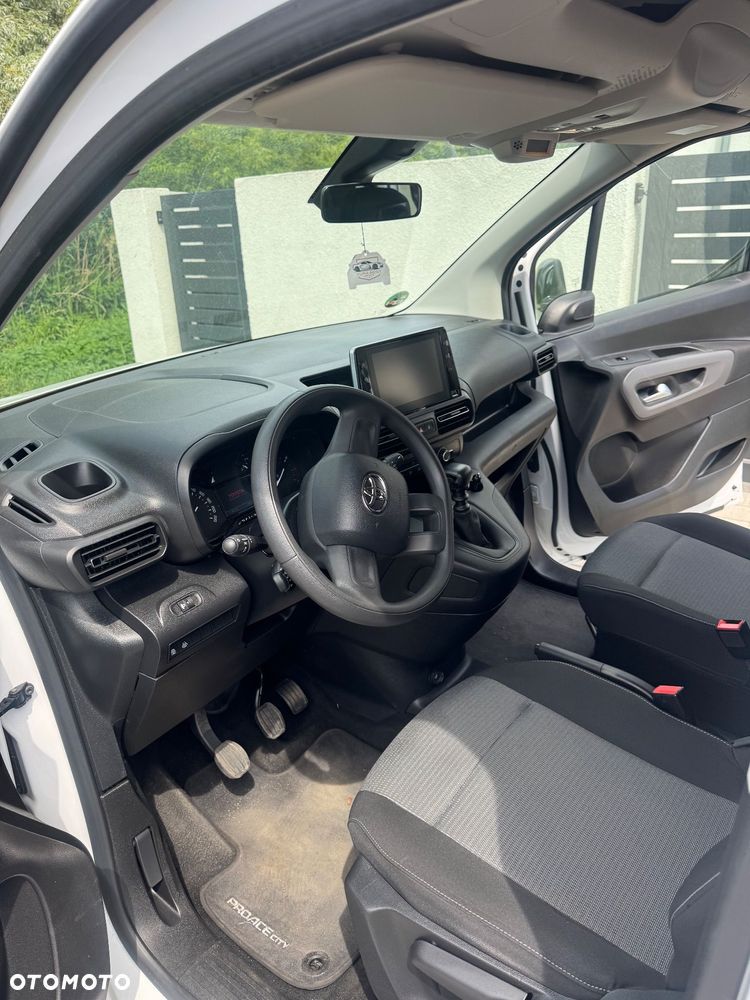 Toyota Proace City Verso 1.2 D-4T Business - 7