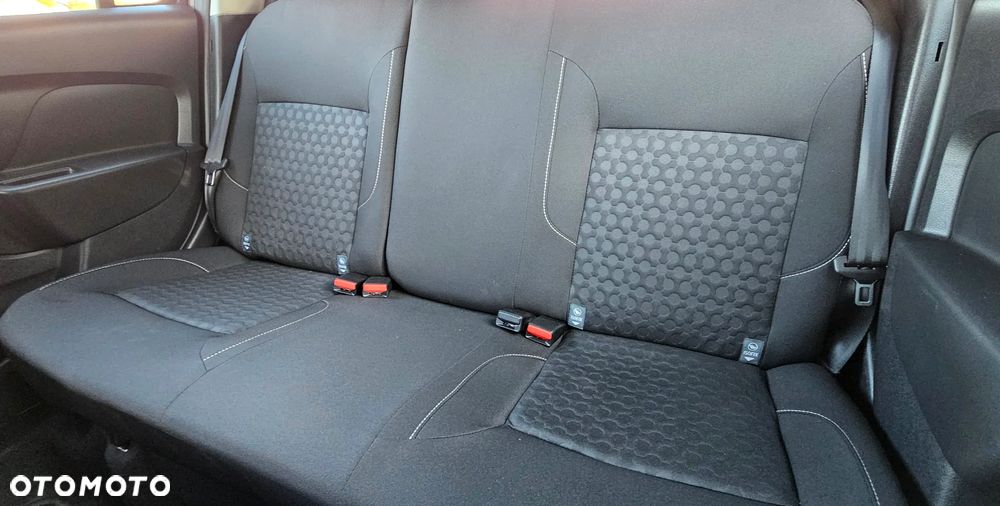 Dacia Logan TCe 90 S&S Easy-R Comfort - 15