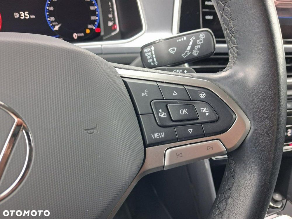 Volkswagen T-Roc - 18