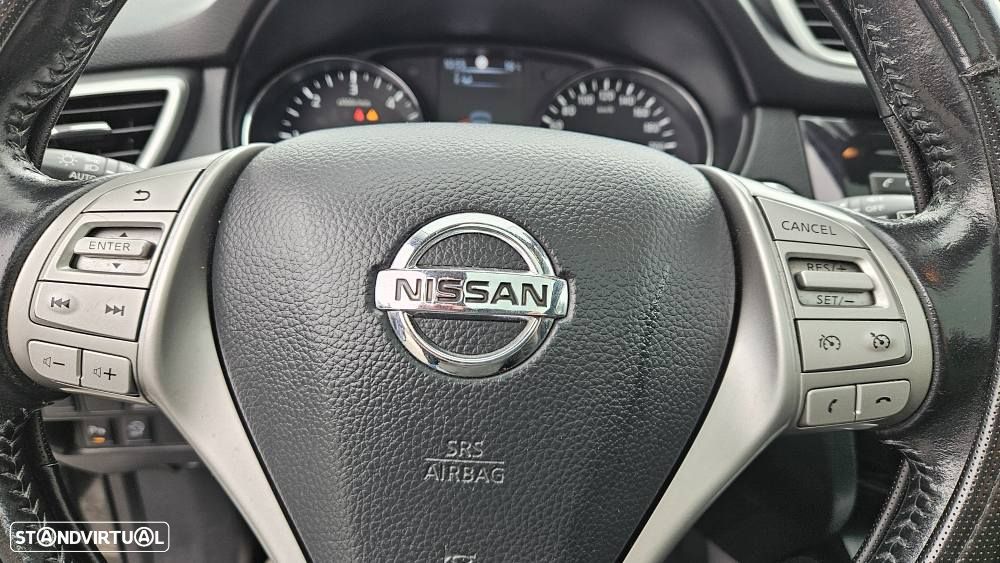 Nissan Qashqai 1.6 dCi TEKNA+ - 10