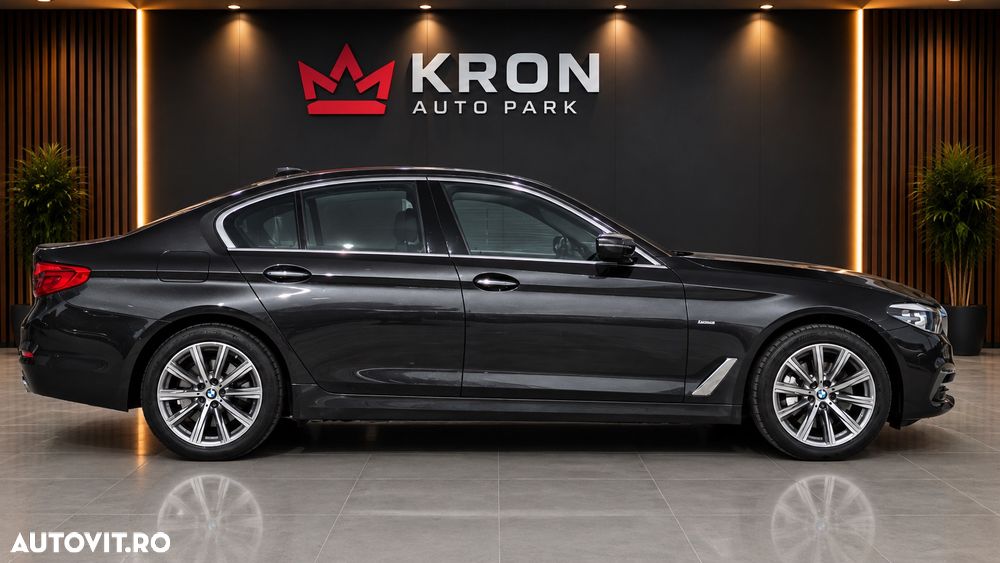 BMW Seria 5 530i xDrive Aut. Luxury Line - 4