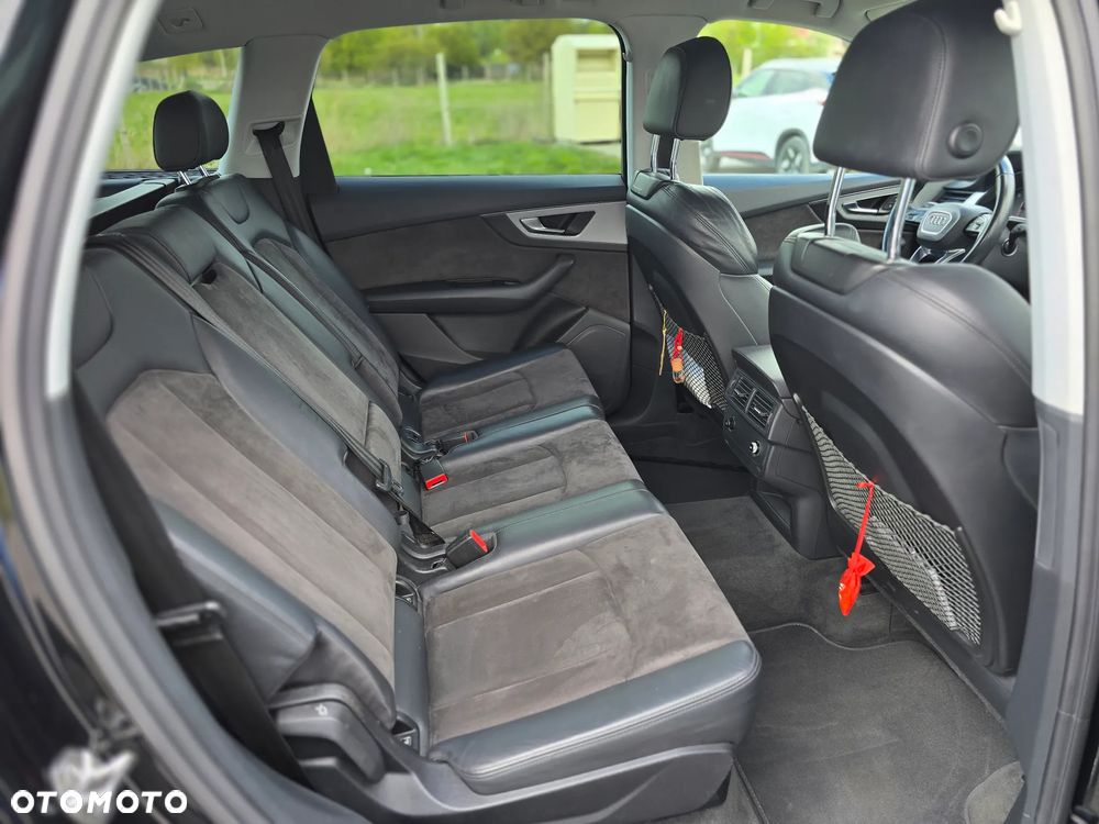 Audi Q7 e-tron 3.0 TDI Quattro Tiptr - 11