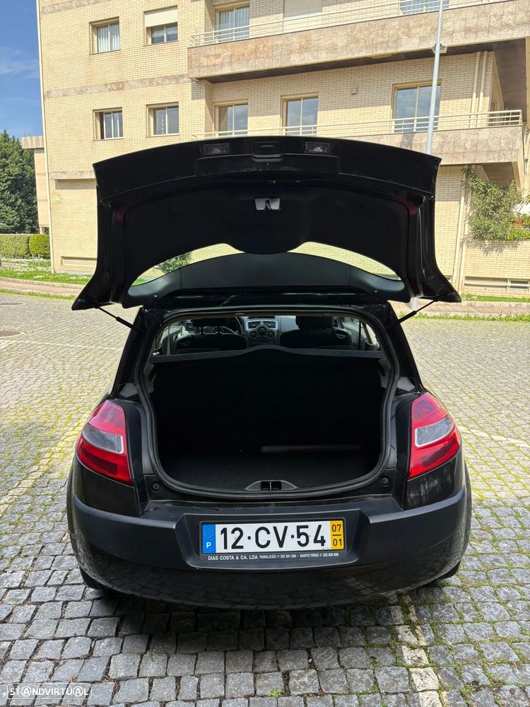 Renault Mégane - 10