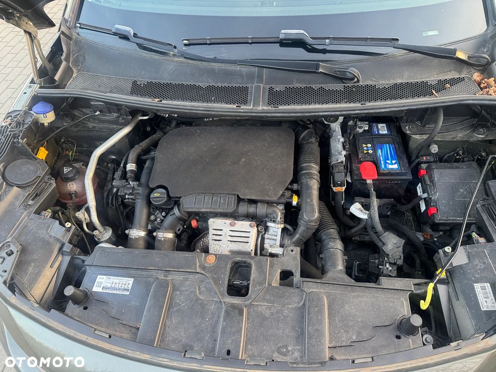 Peugeot 5008 1.2 PureTech Active Pack S&S - 35