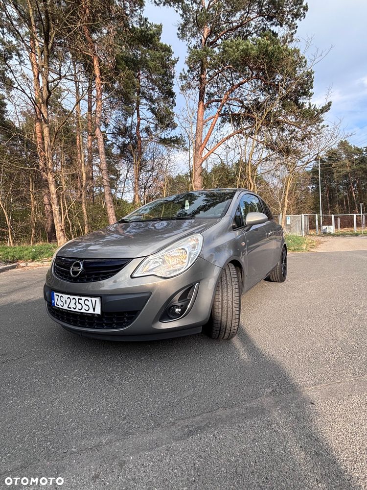 Opel Corsa 1.4 16V Color Edition - 2